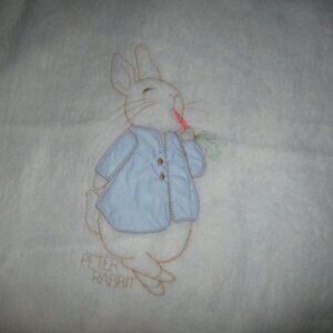Vintage  Peter Rabbit Quiltex USA Baby Blanket White Boys Girls Soft